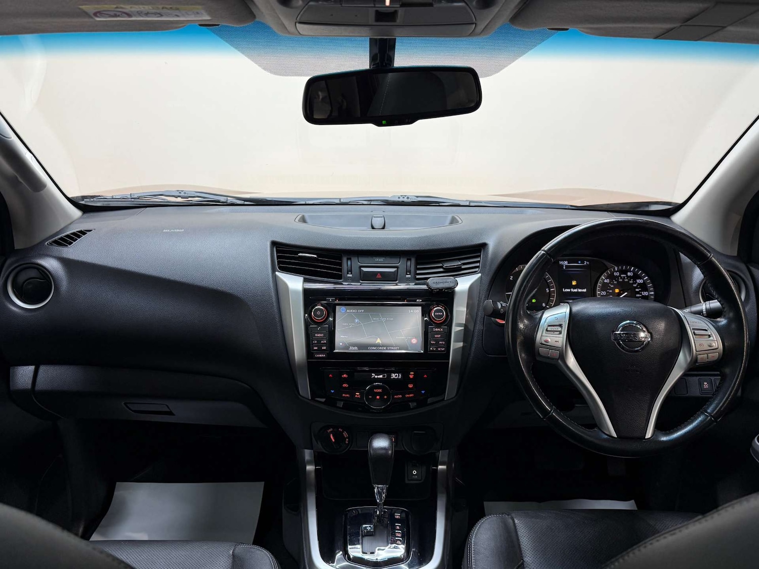 Used Nissan Navara 2017 for sale - 76863456: Photo 63