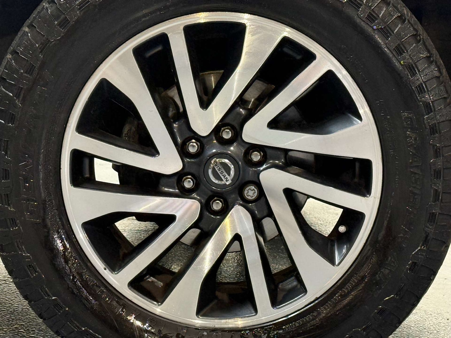 Used Nissan Navara 2017 for sale - 76863456: Photo 64