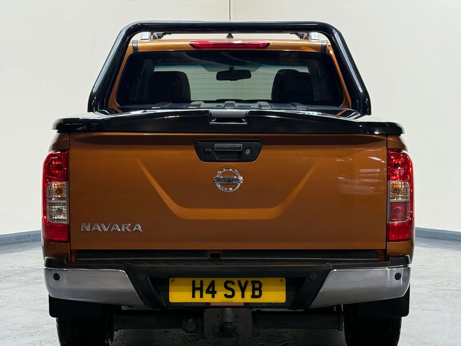 Used Nissan Navara 2017 for sale - 76863456: Photo 9