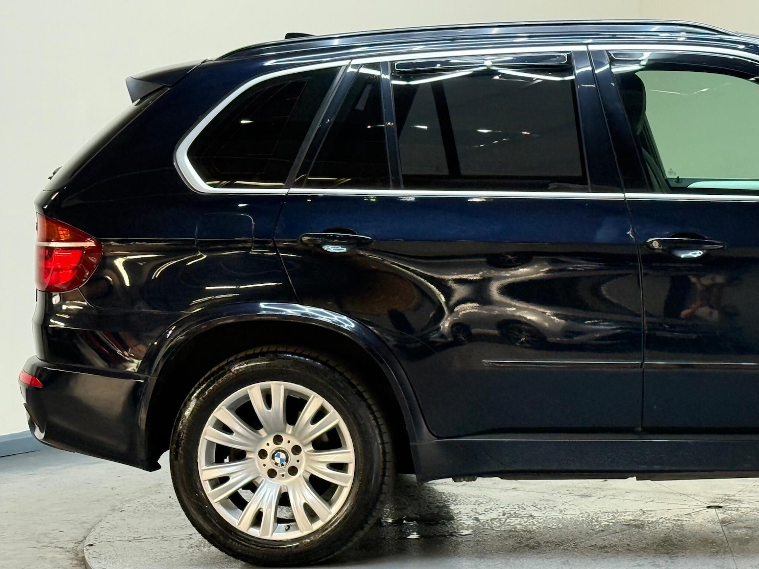 Vehicle 43