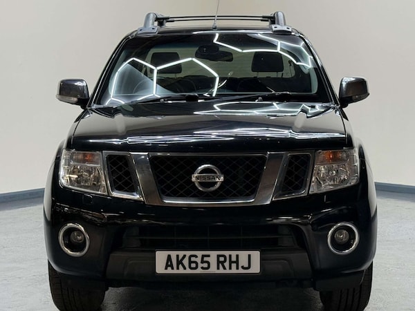 Used Nissan Navara 2015 for sale - 76181007: Photo 35