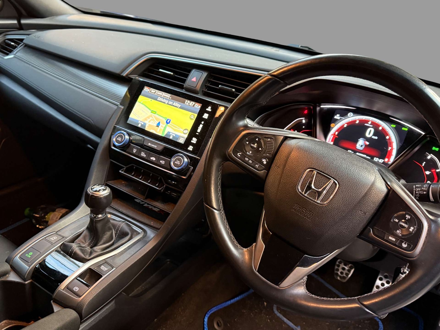 Used Honda Civic 2017 for sale - 76905293: Photo 8