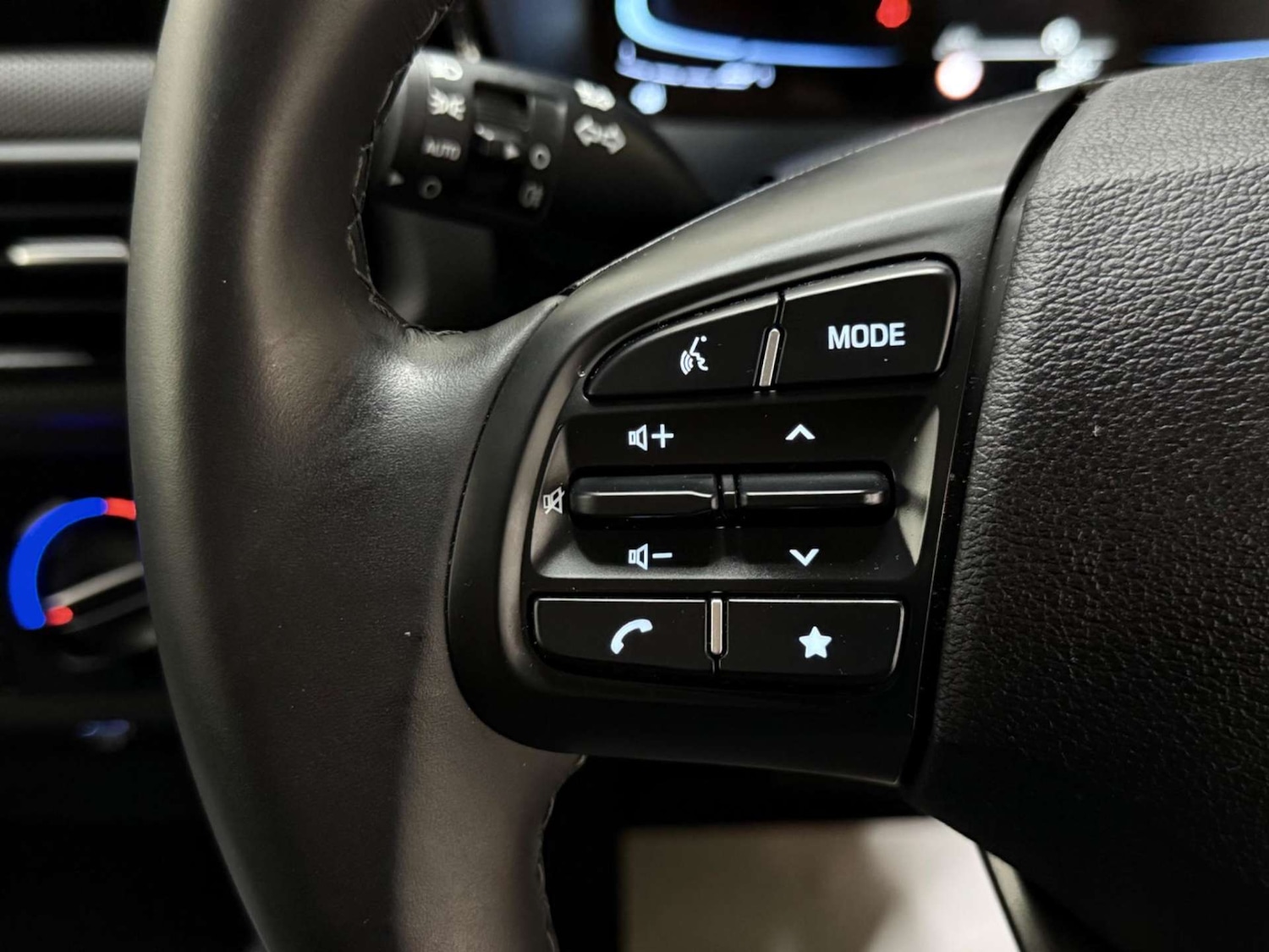 Used Hyundai i10 2024 for sale - 76363817: Photo 19