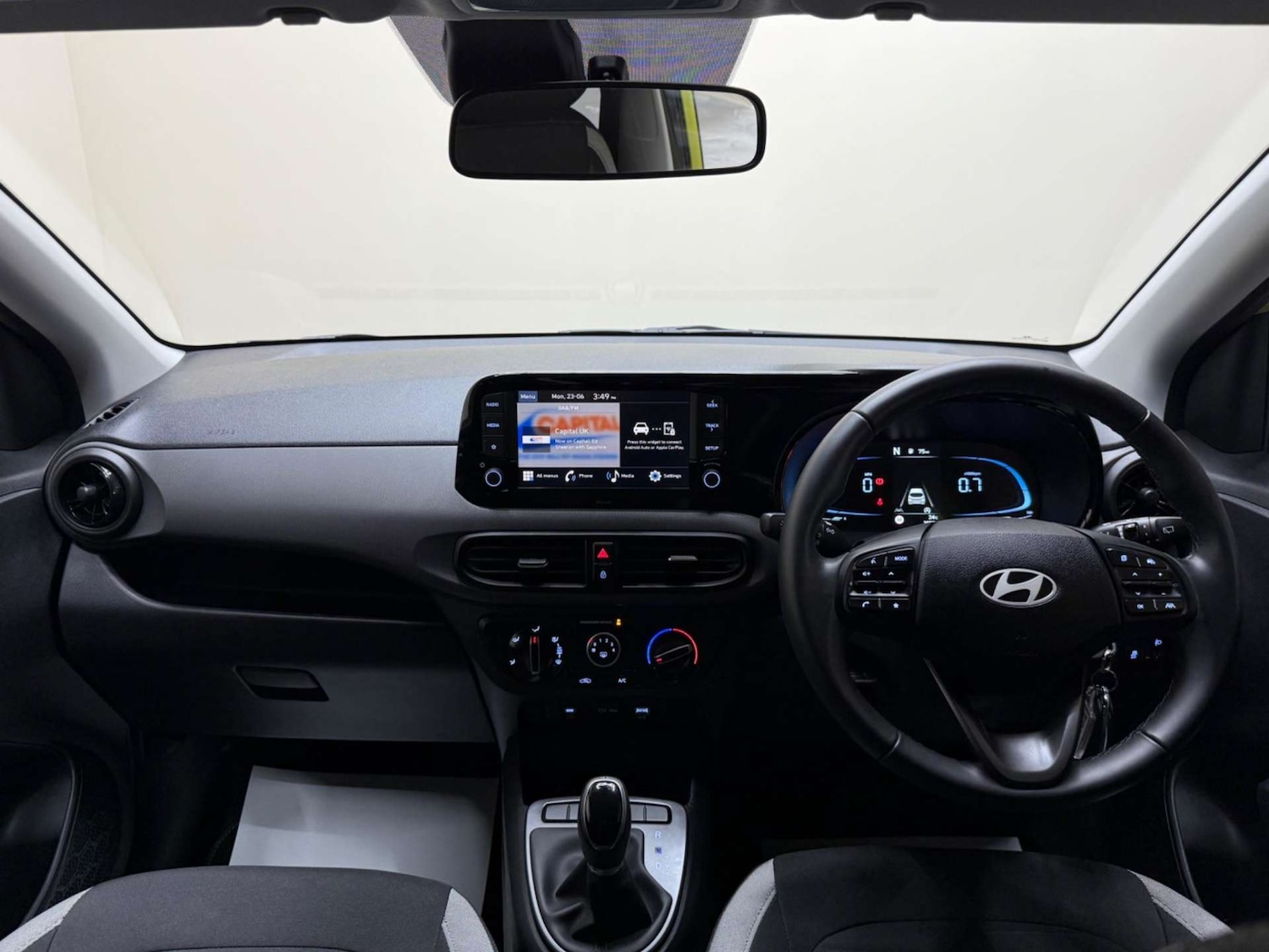 Used Hyundai i10 2024 for sale - 76363817: Photo 26