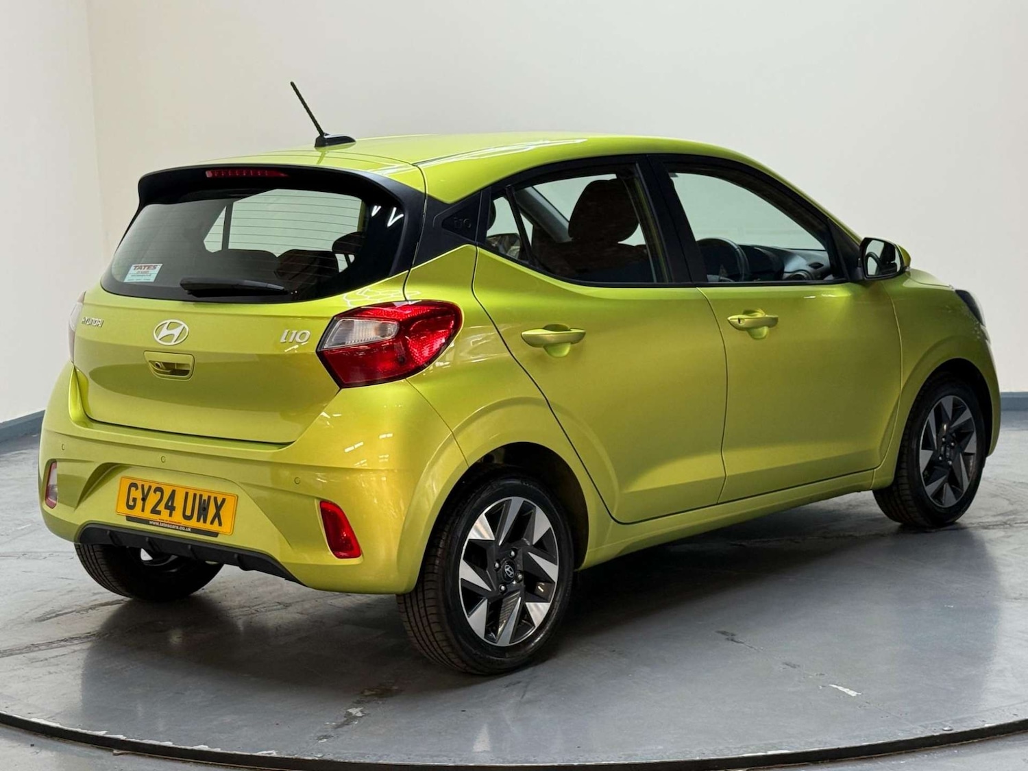 Used Hyundai i10 2024 for sale - 76363817: Photo 3