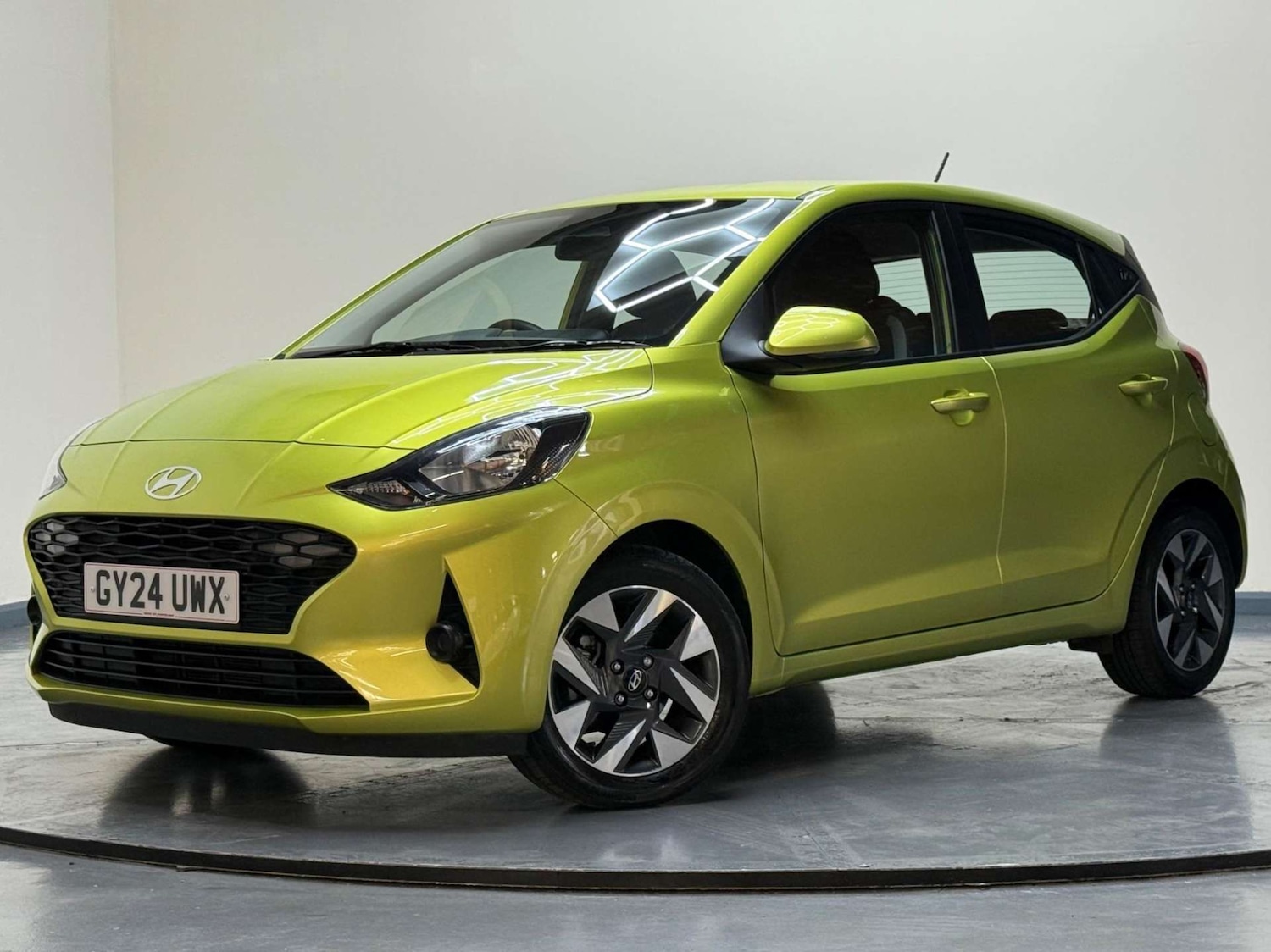 Used Hyundai i10 2024 for sale - 76363817: Photo 54