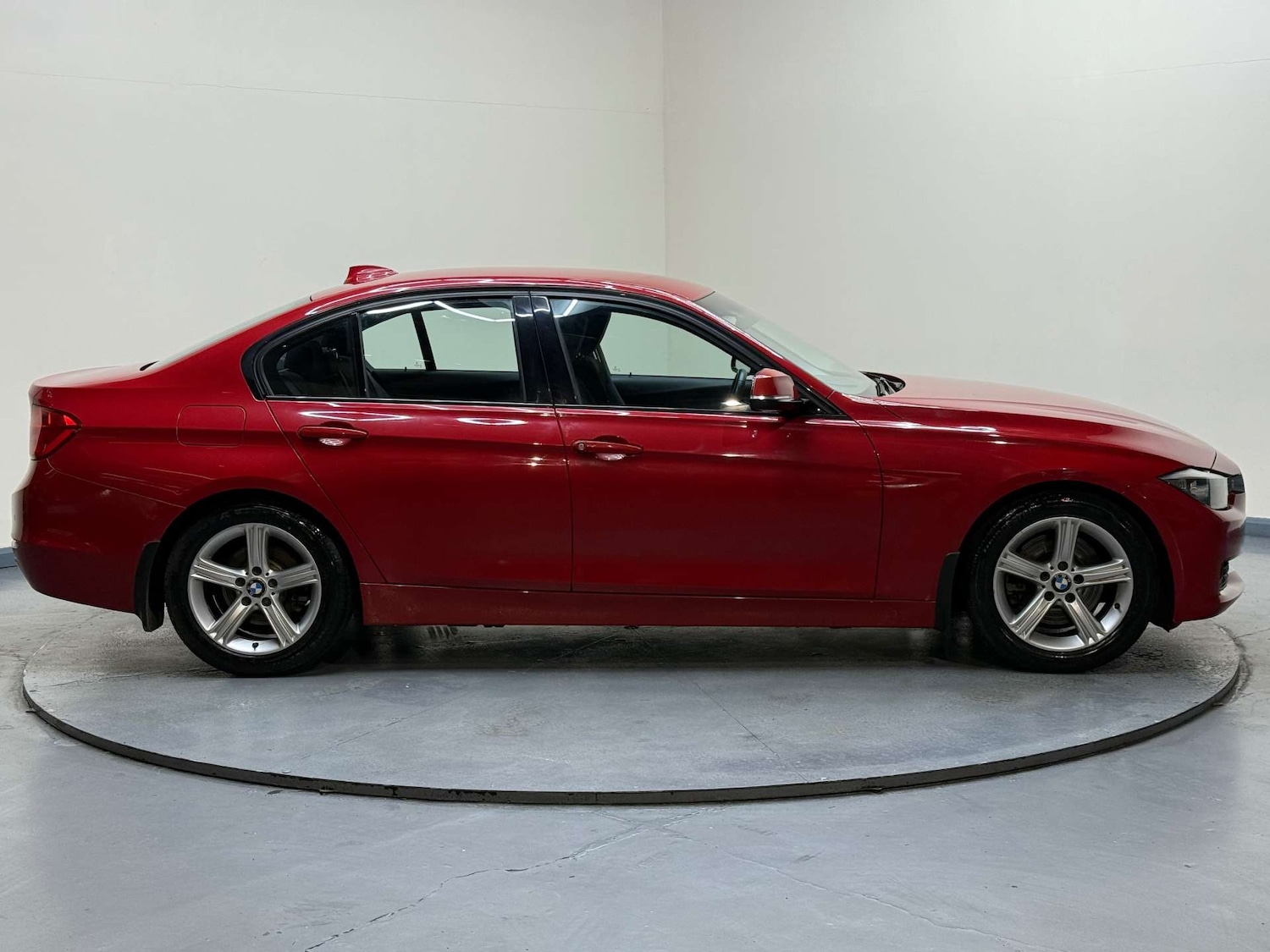 Used BMW 3 Series 2012 for sale - 77234086: Photo 13