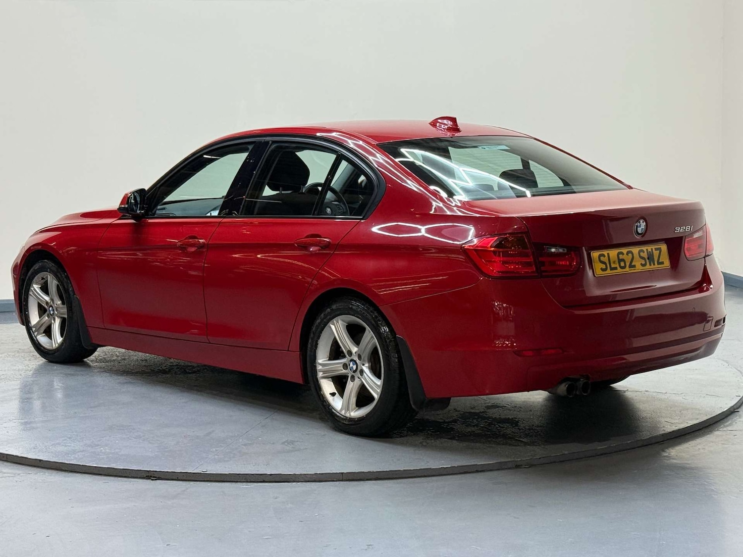 Used BMW 3 Series 2012 for sale - 77234086: Photo 29