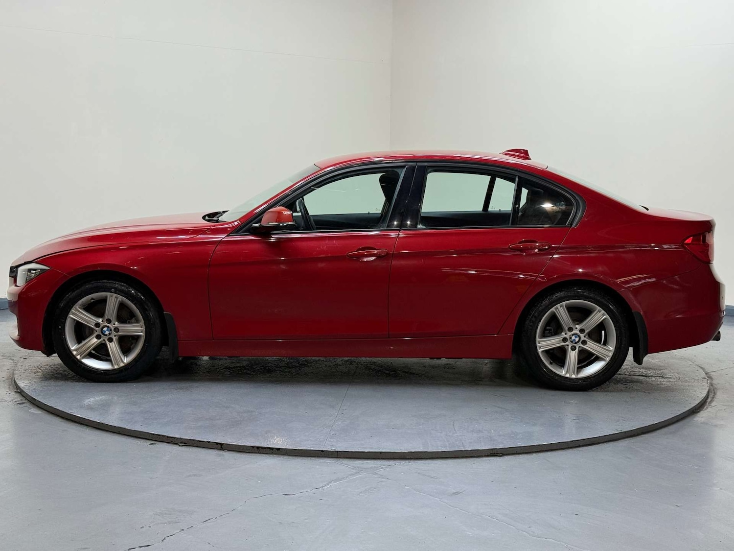 Used BMW 3 Series 2012 for sale - 77234086: Photo 30