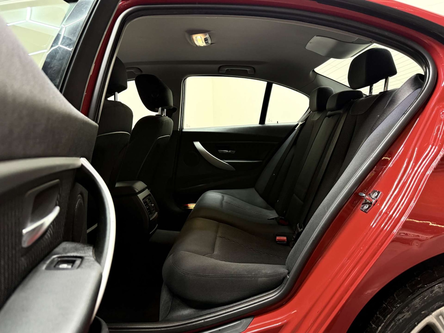 Used BMW 3 Series 2012 for sale - 77234086: Photo 34