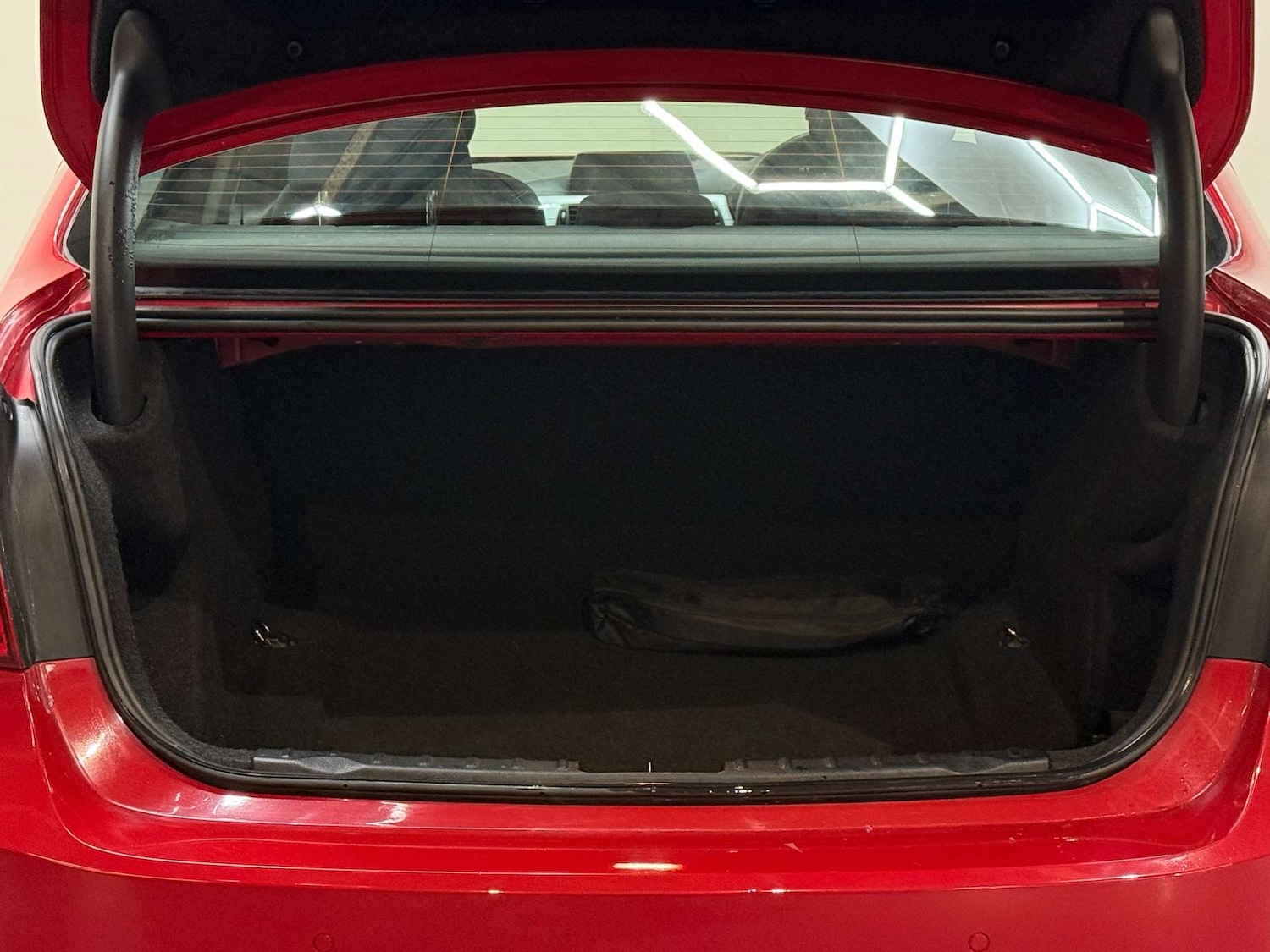 Used BMW 3 Series 2012 for sale - 77234086: Photo 62