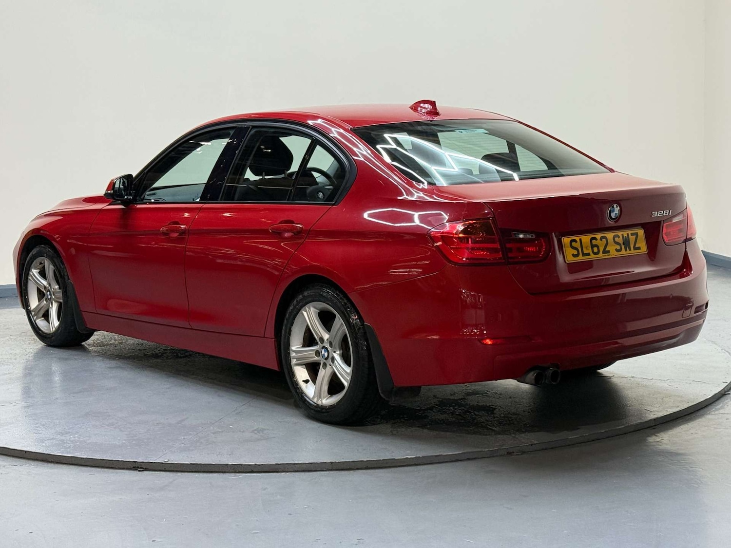 Used BMW 3 Series 2012 for sale - 77234086: Photo 7