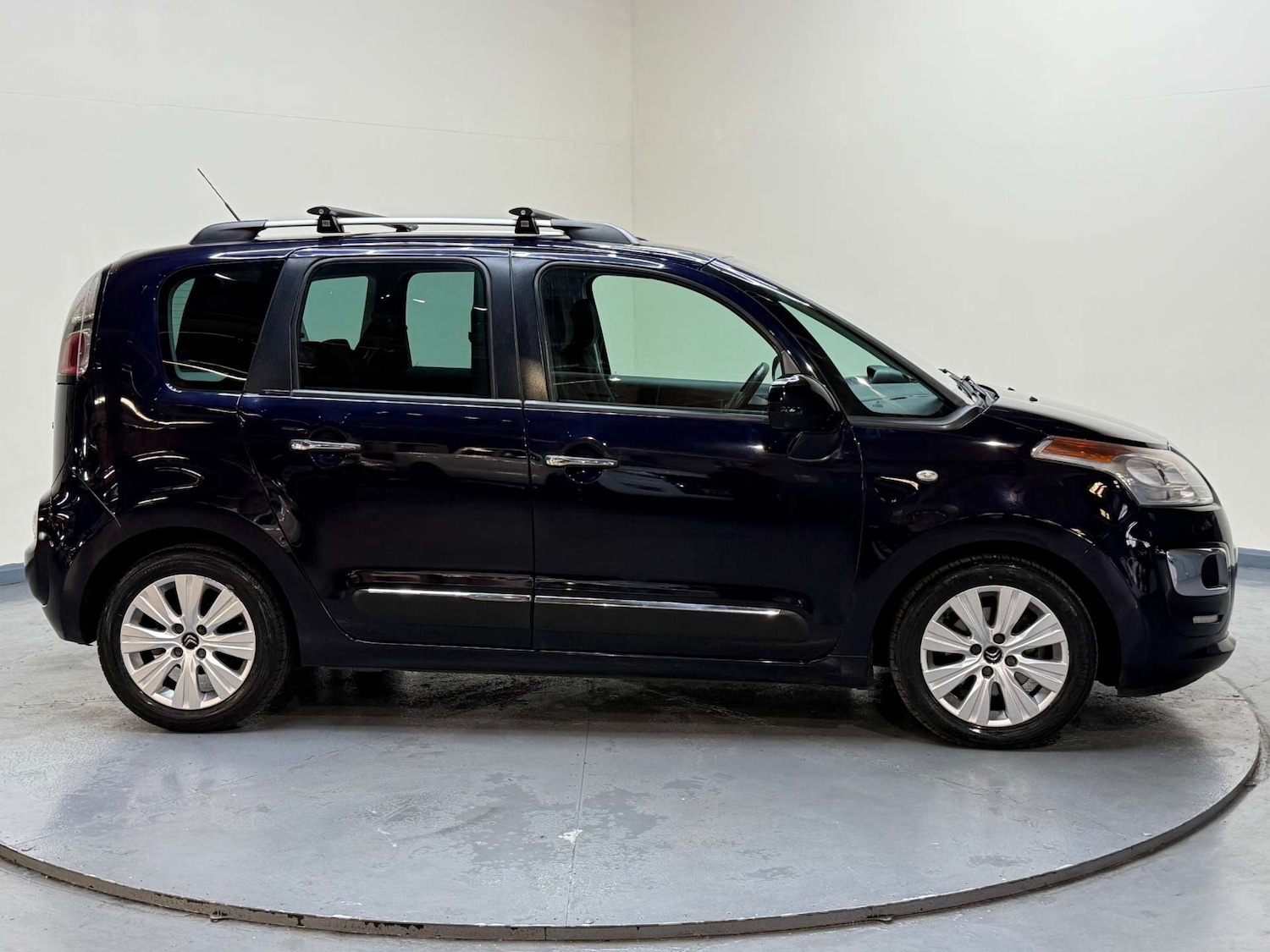 Used Citroen C3 Picasso 2013 for sale - 77045739: Photo 11