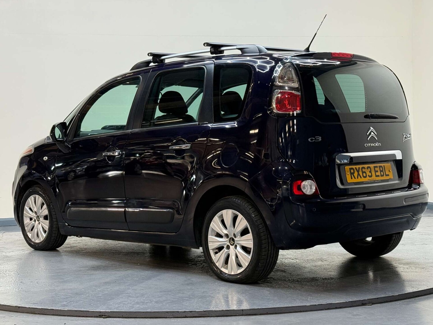 Used Citroen C3 Picasso 2013 for sale - 77045739: Photo 29