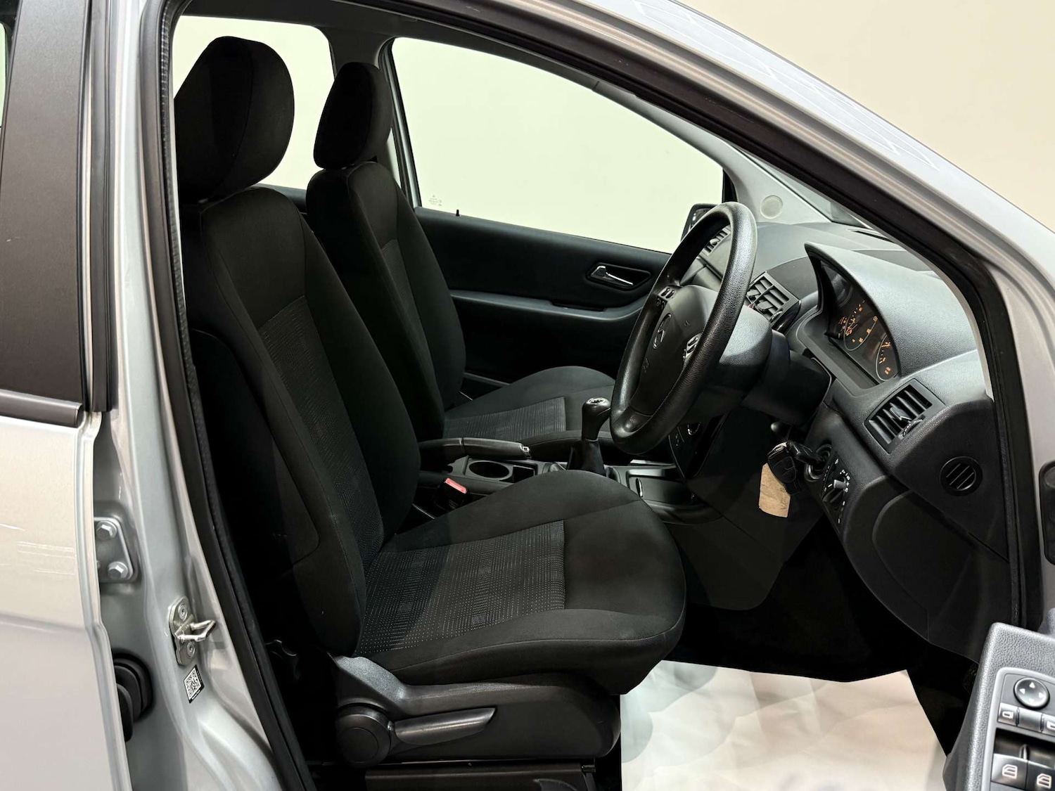 Used Mercedes-Benz A-Class 2010 for sale - 76719591: Photo 14