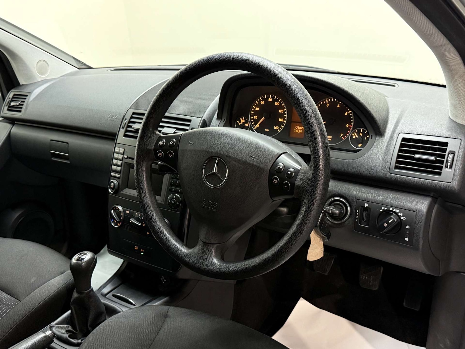 Used Mercedes-Benz A-Class 2010 for sale - 76719591: Photo 15