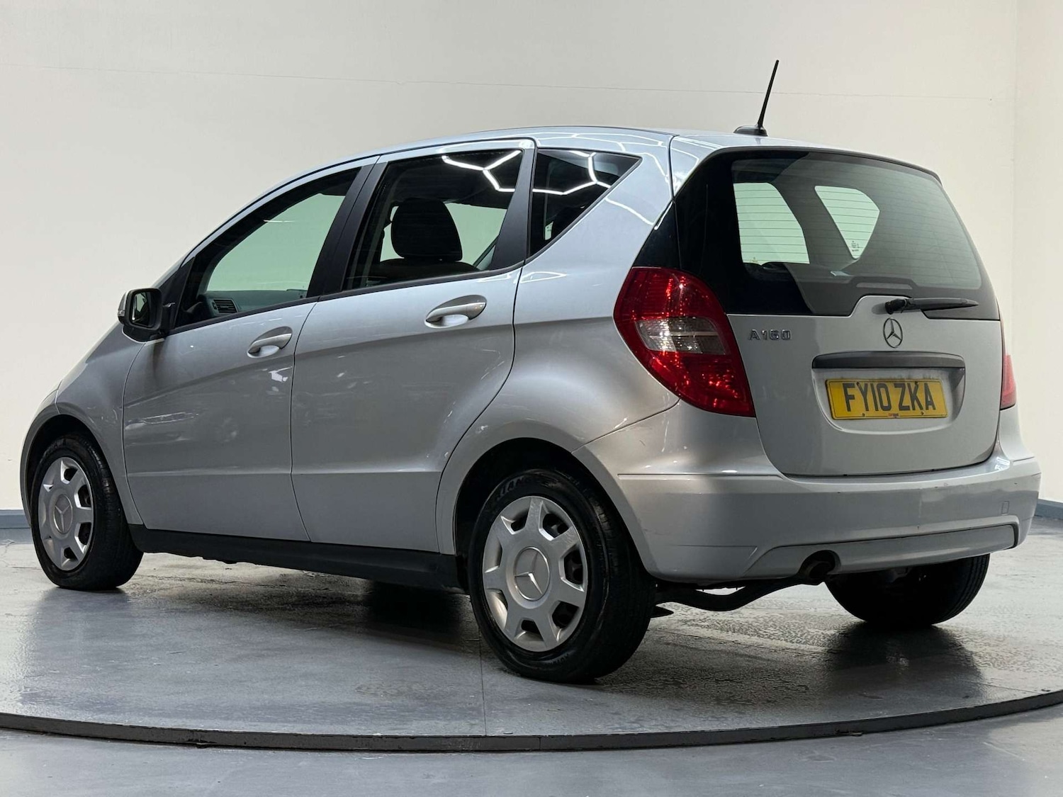 Used Mercedes-Benz A-Class 2010 for sale - 76719591: Photo 34