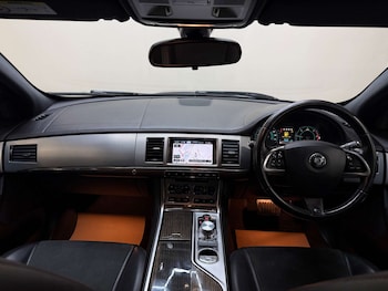Used Jaguar XF 2015 for sale - 77847530: Photo