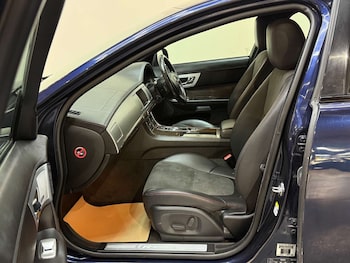 Used Jaguar XF 2015 for sale - 77847530: Photo