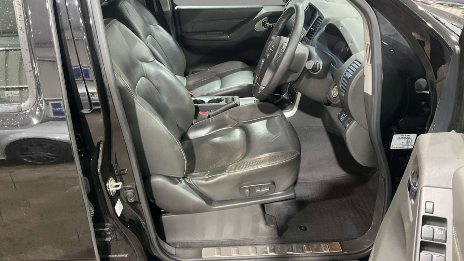 Used Nissan Navara 2013 for sale - 76625846: Photo 5