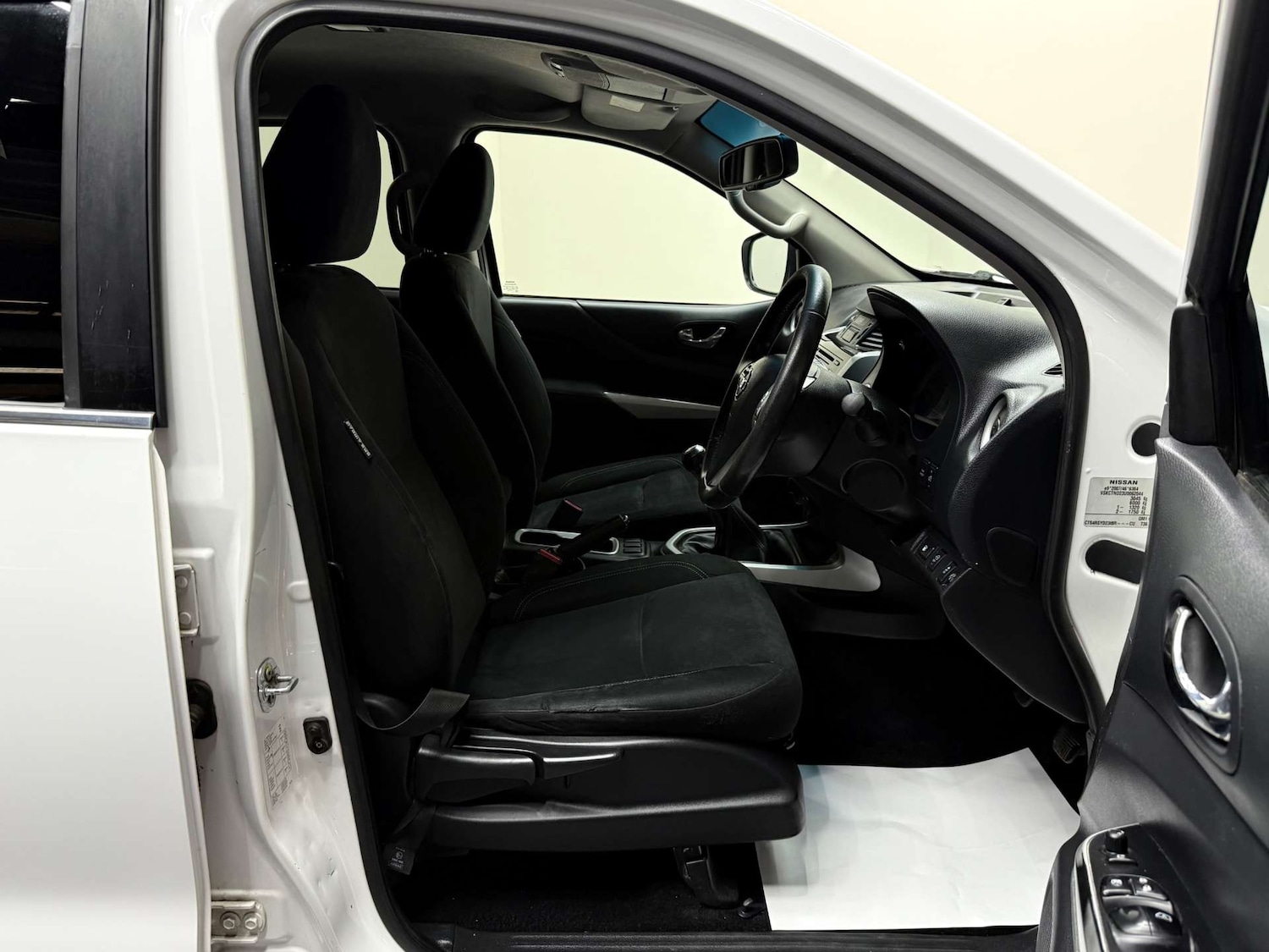 Used Nissan Navara 2017 for sale - 76505131: Photo 15