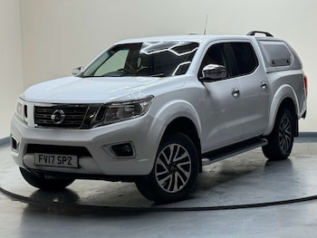 Used Nissan Navara 2017 for sale - 76505131: Photo