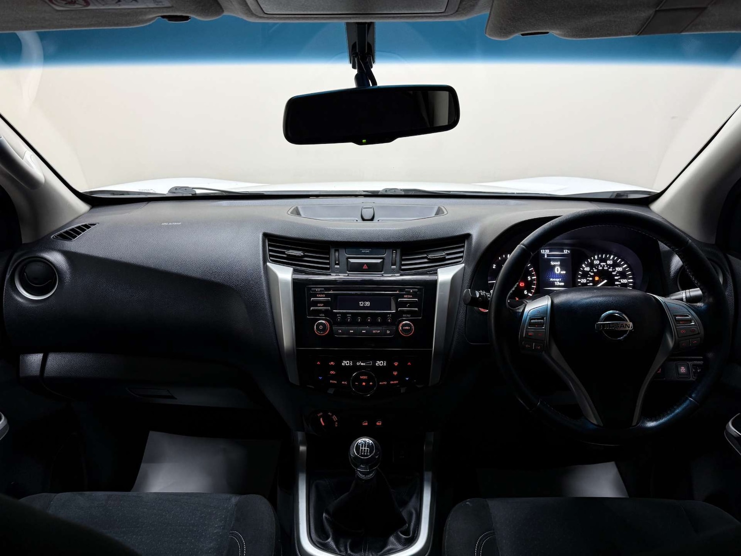 Used Nissan Navara 2017 for sale - 76505131: Photo 3