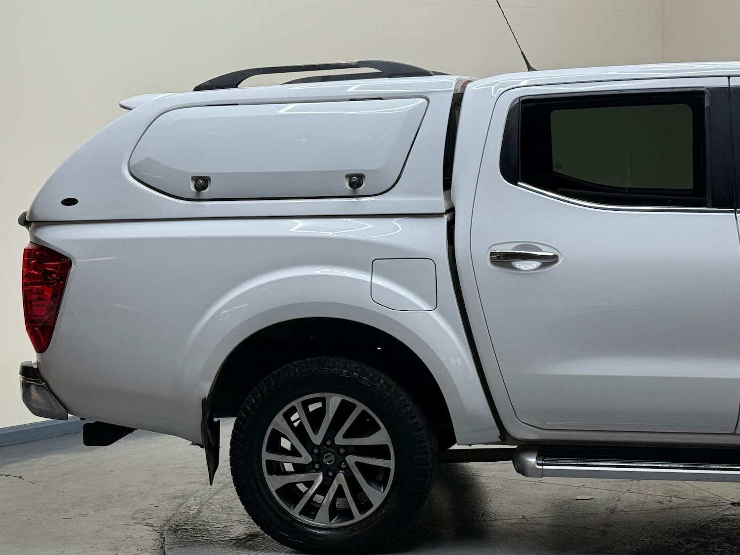 Used Nissan Navara 2017 for sale - 76505131: Photo 40