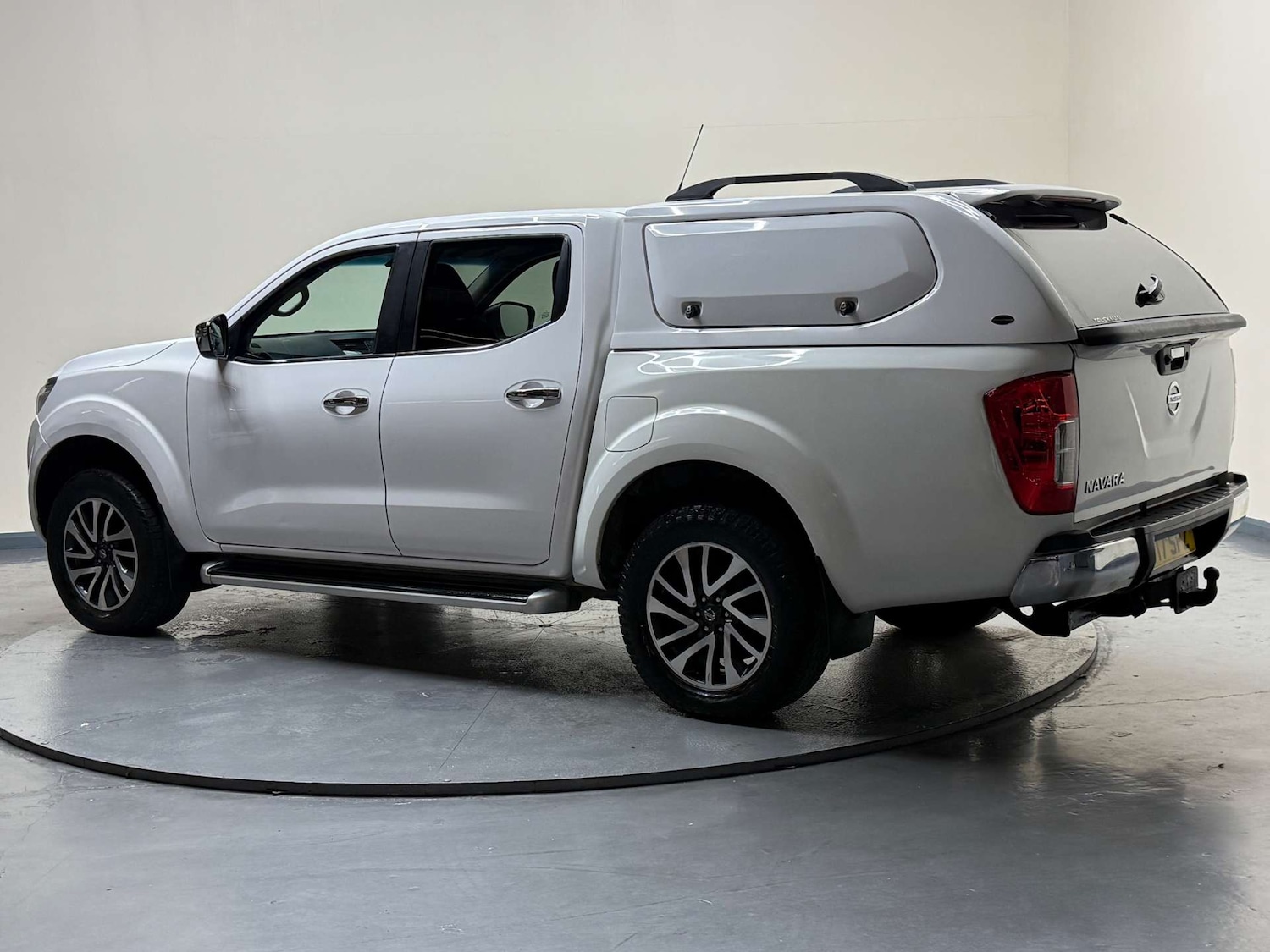 Used Nissan Navara 2017 for sale - 76505131: Photo 43