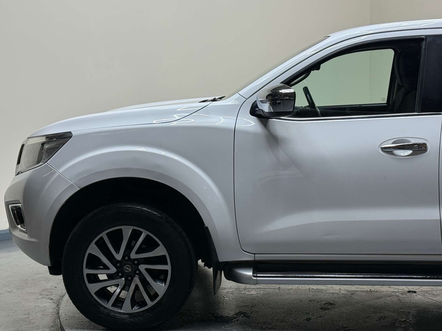 Used Nissan Navara 2017 for sale - 76505131: Photo 44