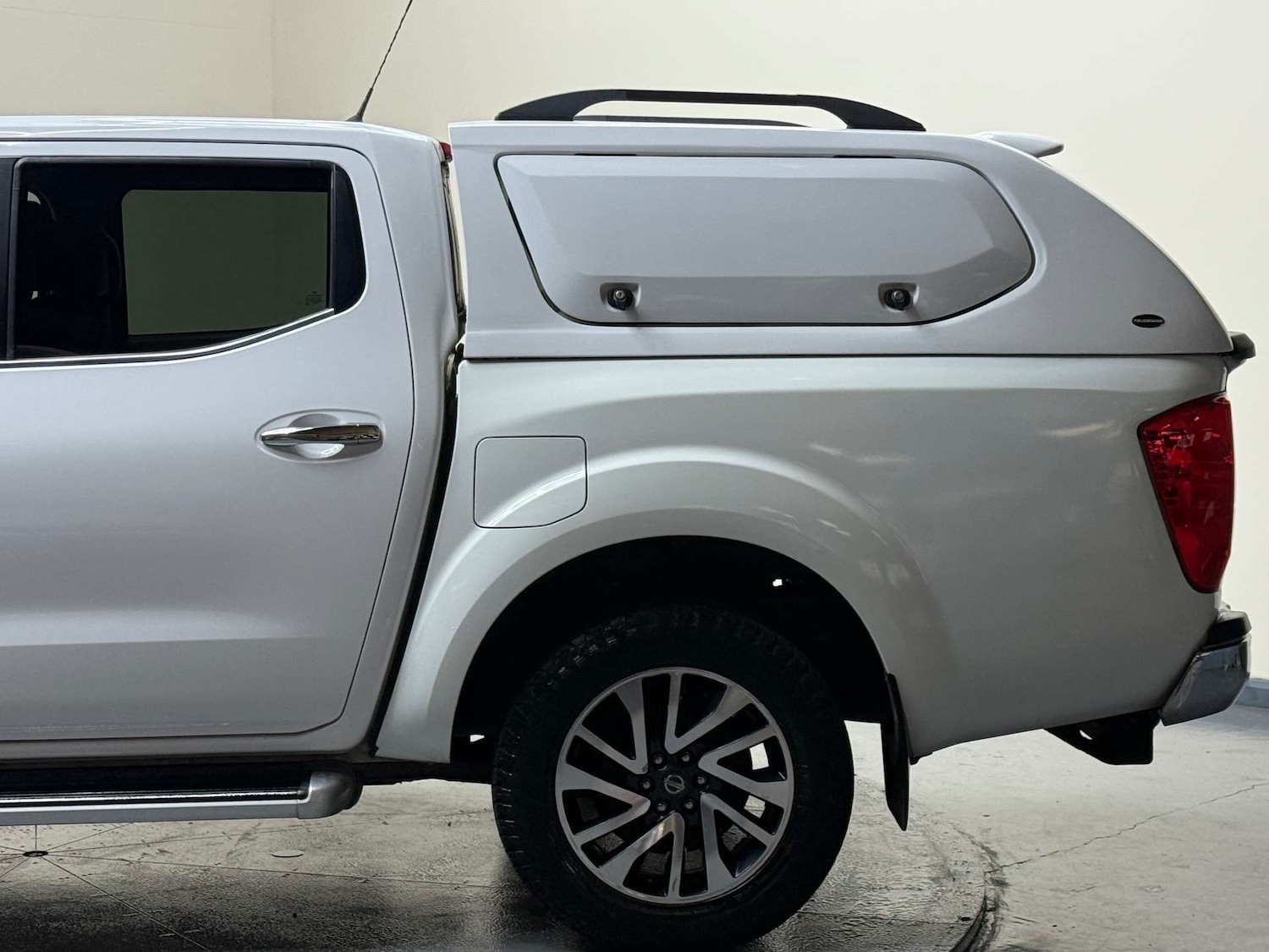 Used Nissan Navara 2017 for sale - 76505131: Photo 45