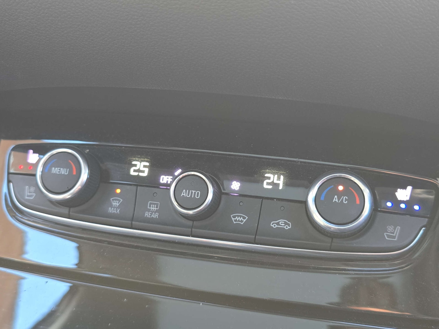 Used Vauxhall Grandland X 2020 for sale - 76735789: Photo 15