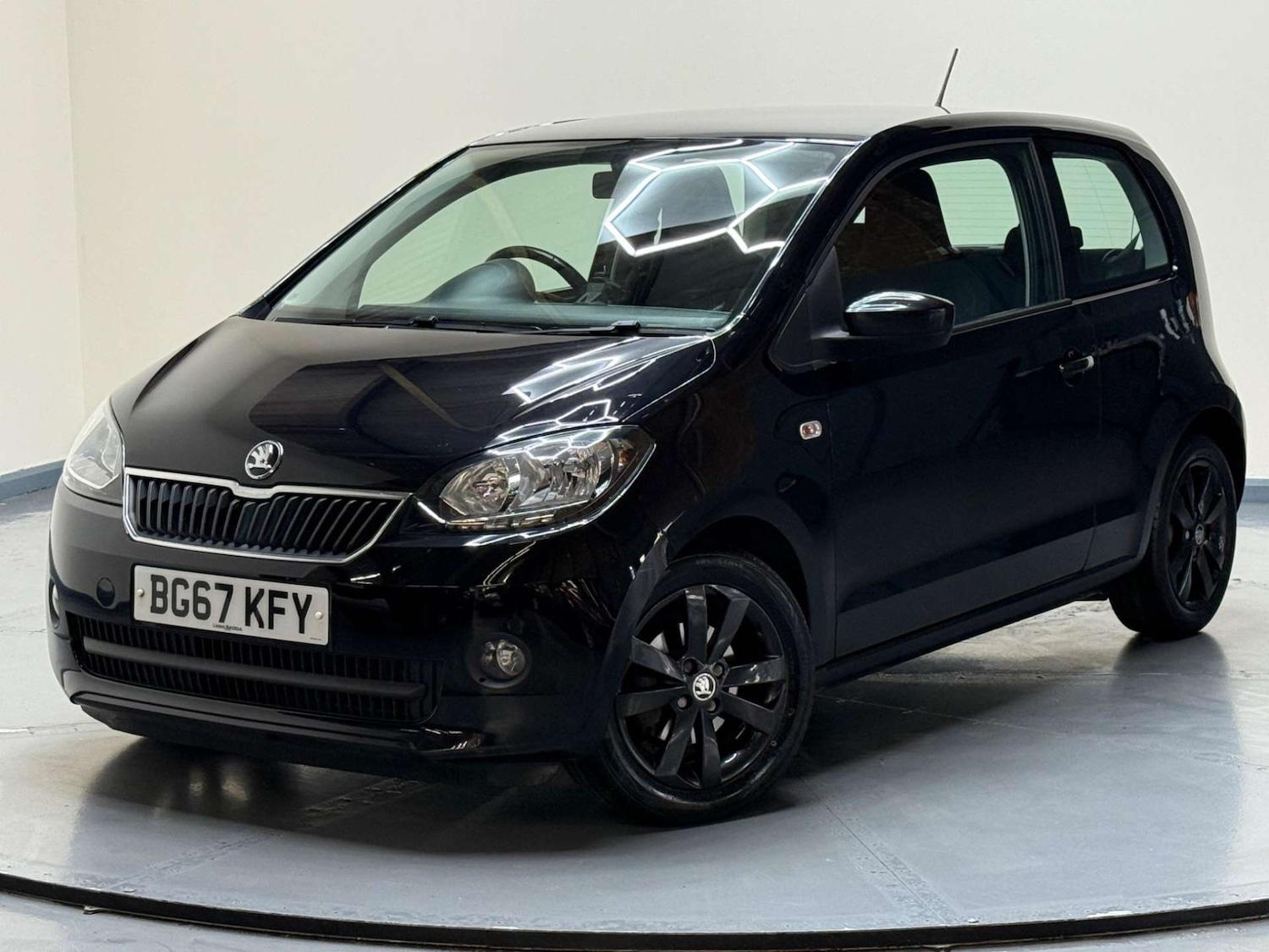 Used Skoda Citigo 2017 for sale - 76363803: Photo 2