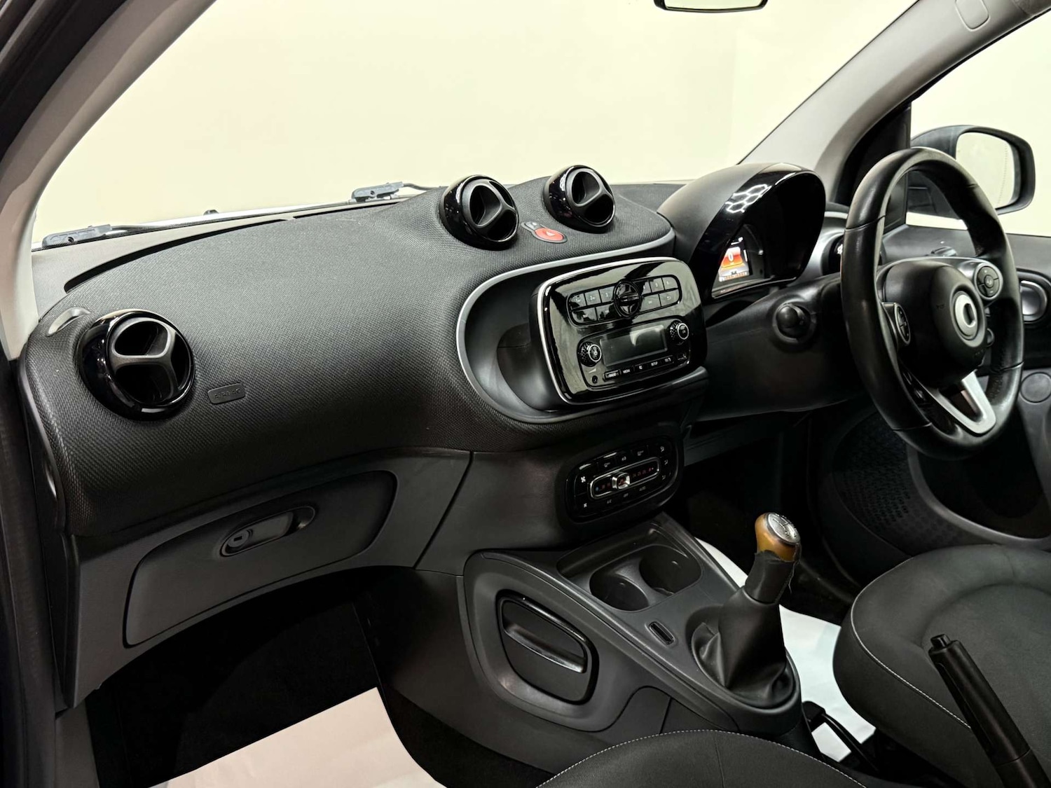 Used smart fortwo 2016 for sale - 77383448: Photo 28