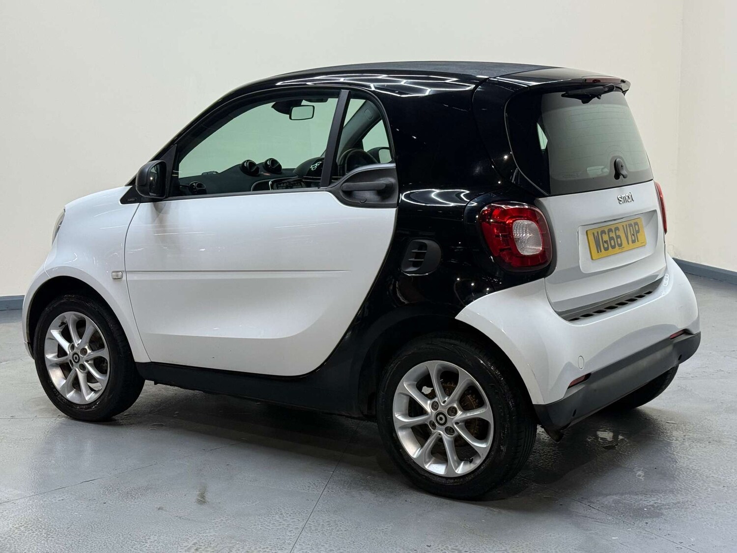 Used smart fortwo 2016 for sale - 77383448: Photo 39