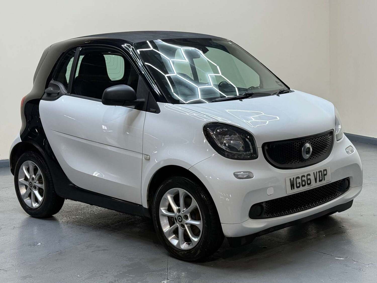 Used smart fortwo 2016 for sale - 77383448: Photo 41