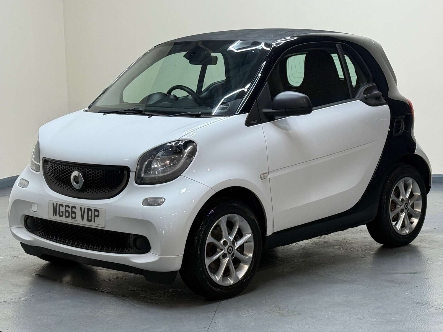 Used smart fortwo 2016 for sale - 77383448: Photo 42