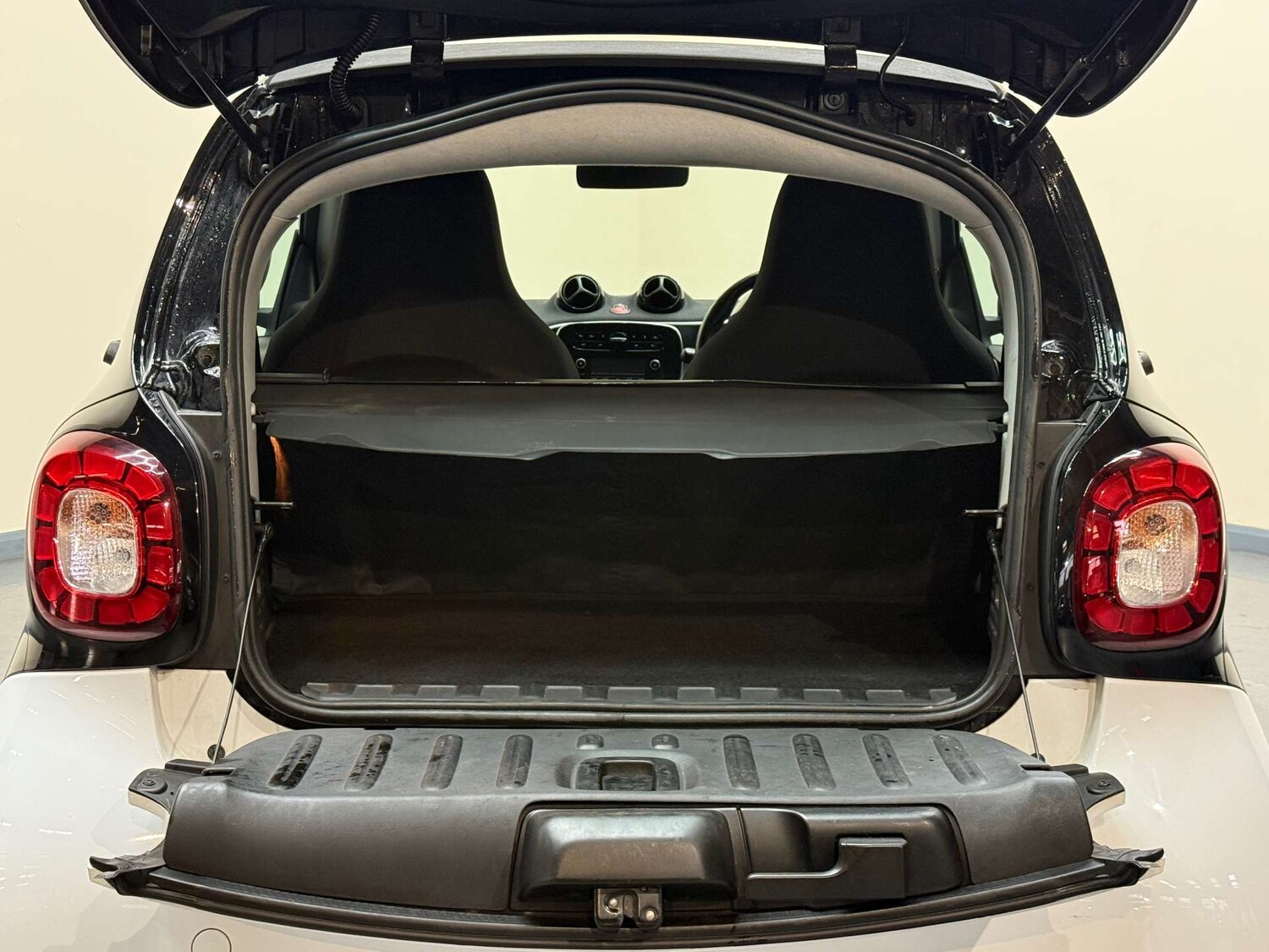 Used smart fortwo 2016 for sale - 77383448: Photo 46