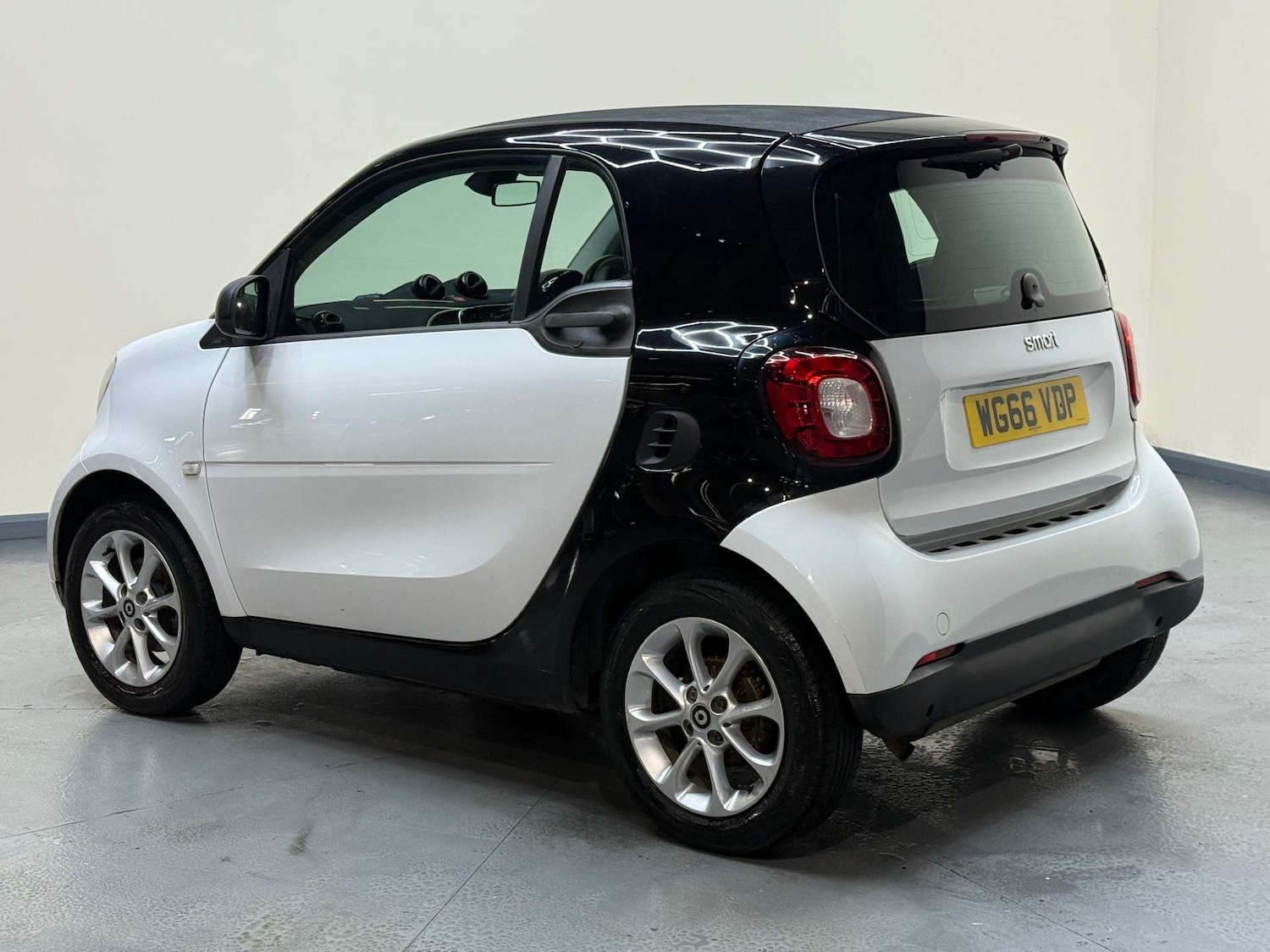 Used smart fortwo 2016 for sale - 77383448: Photo 7