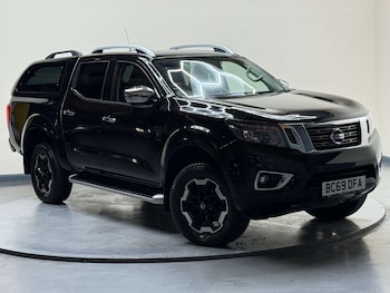 Nissan - Navara
