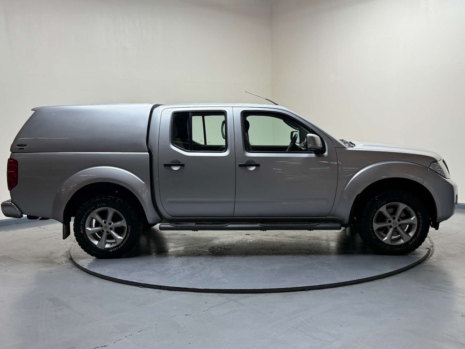 Used Nissan Navara 2013 for sale - 76629638: Photo 13