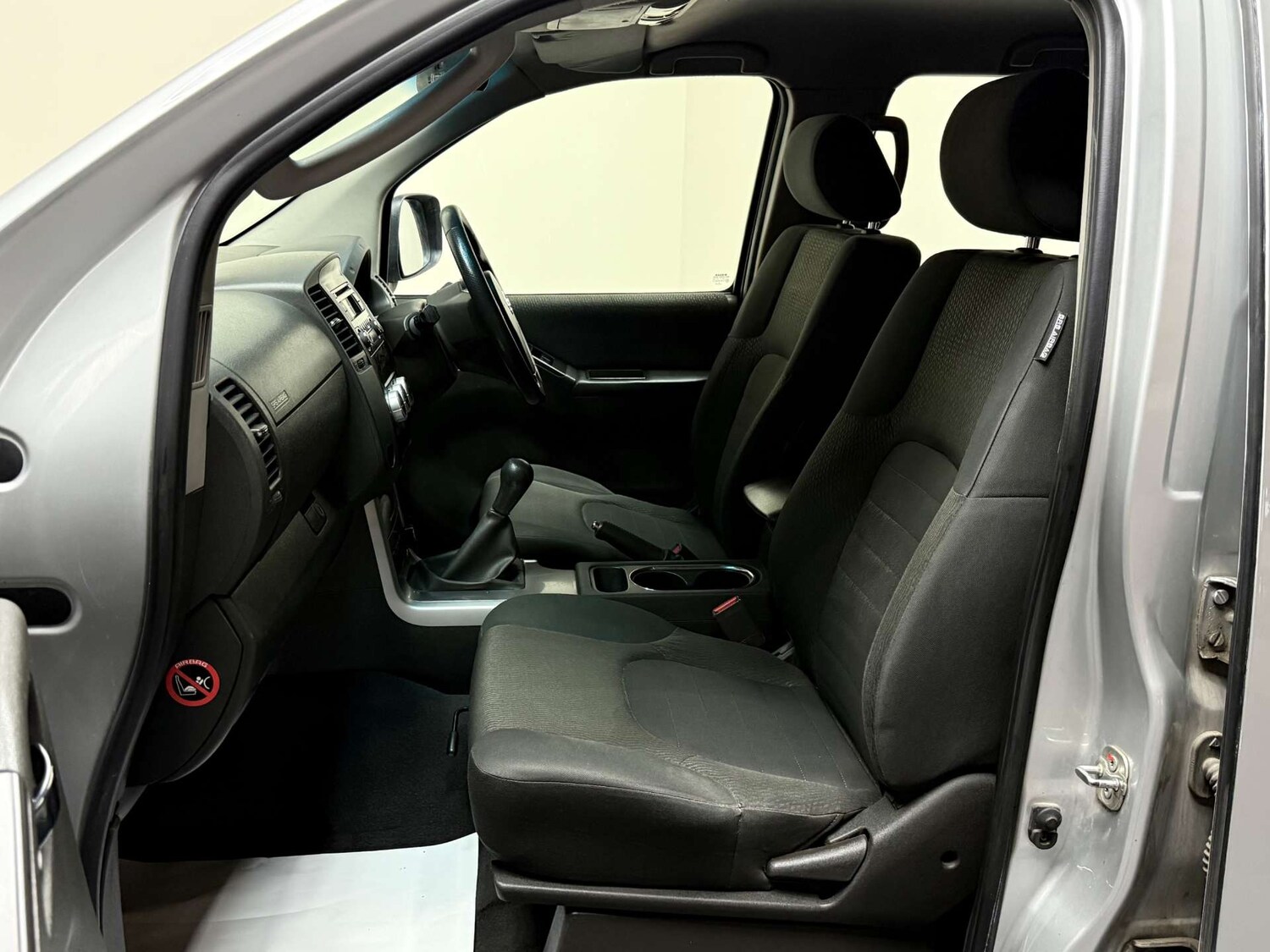 Used Nissan Navara 2013 for sale - 76629638: Photo 4