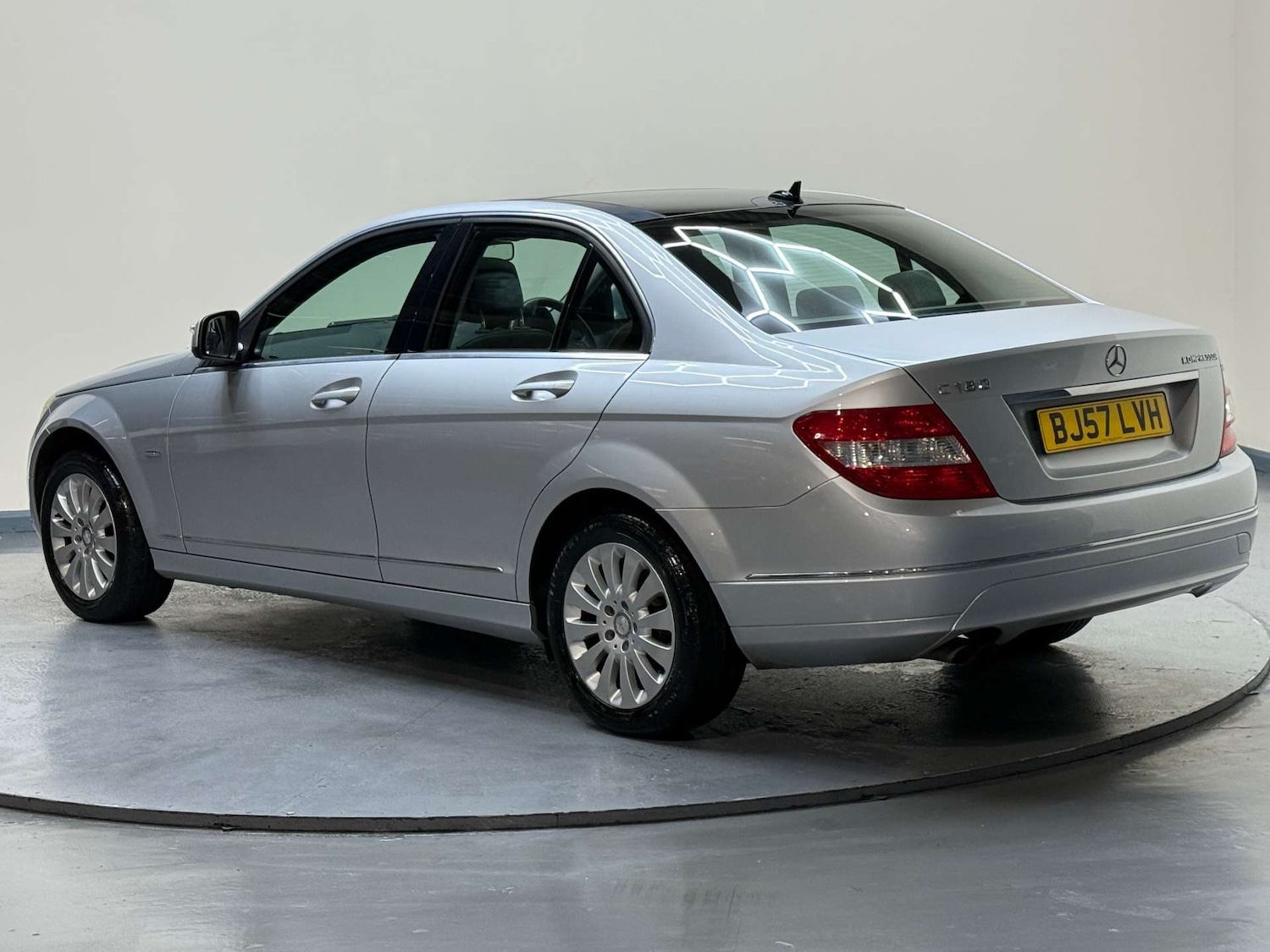 Used Mercedes-Benz C Class 2007 for sale - 77187832: Photo 7