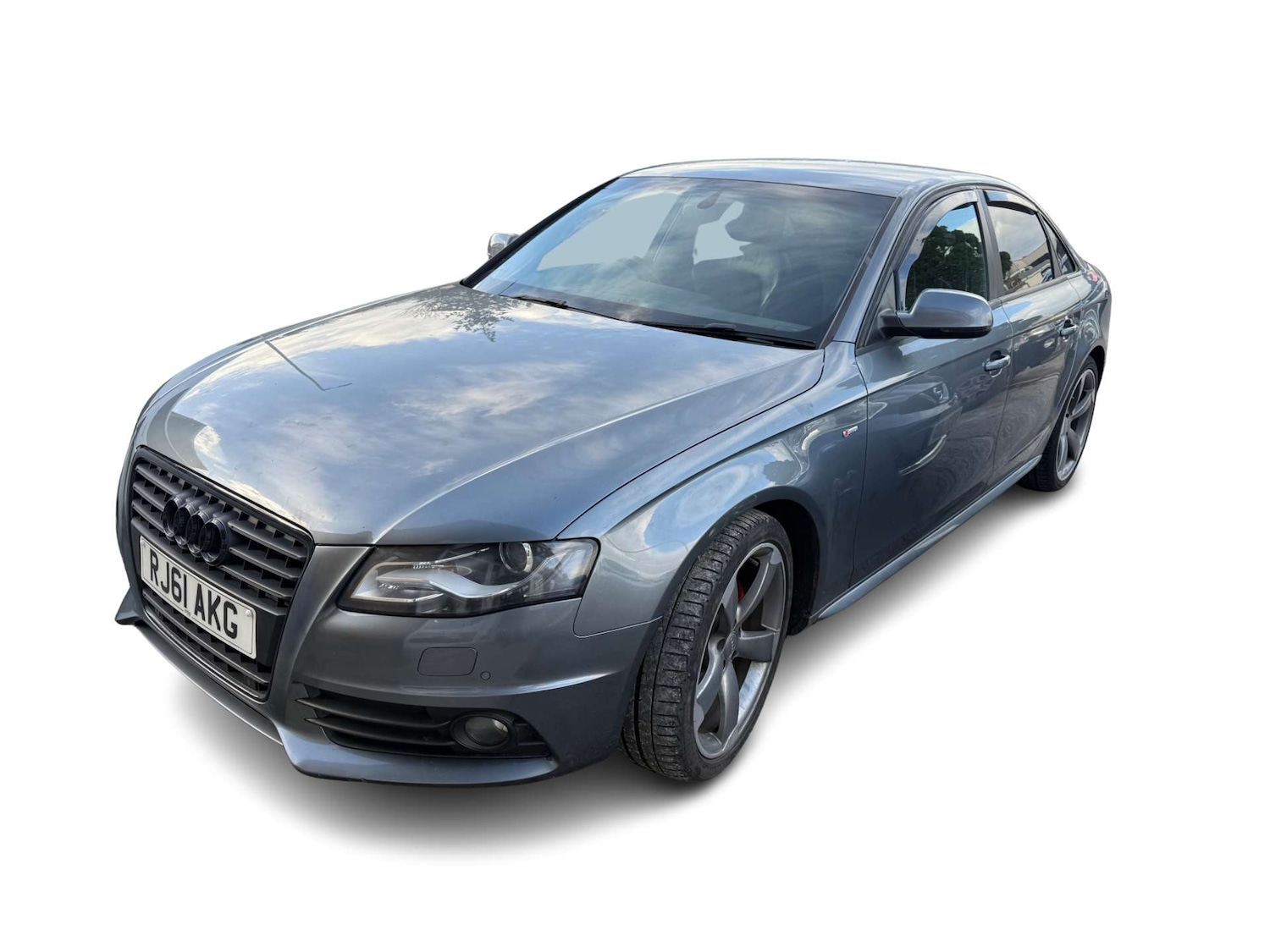 Used Audi A4 2011 for sale - 76385760: Photo 2