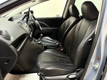 Used Mazda Mazda5 2011 for sale - 75838957: Photo