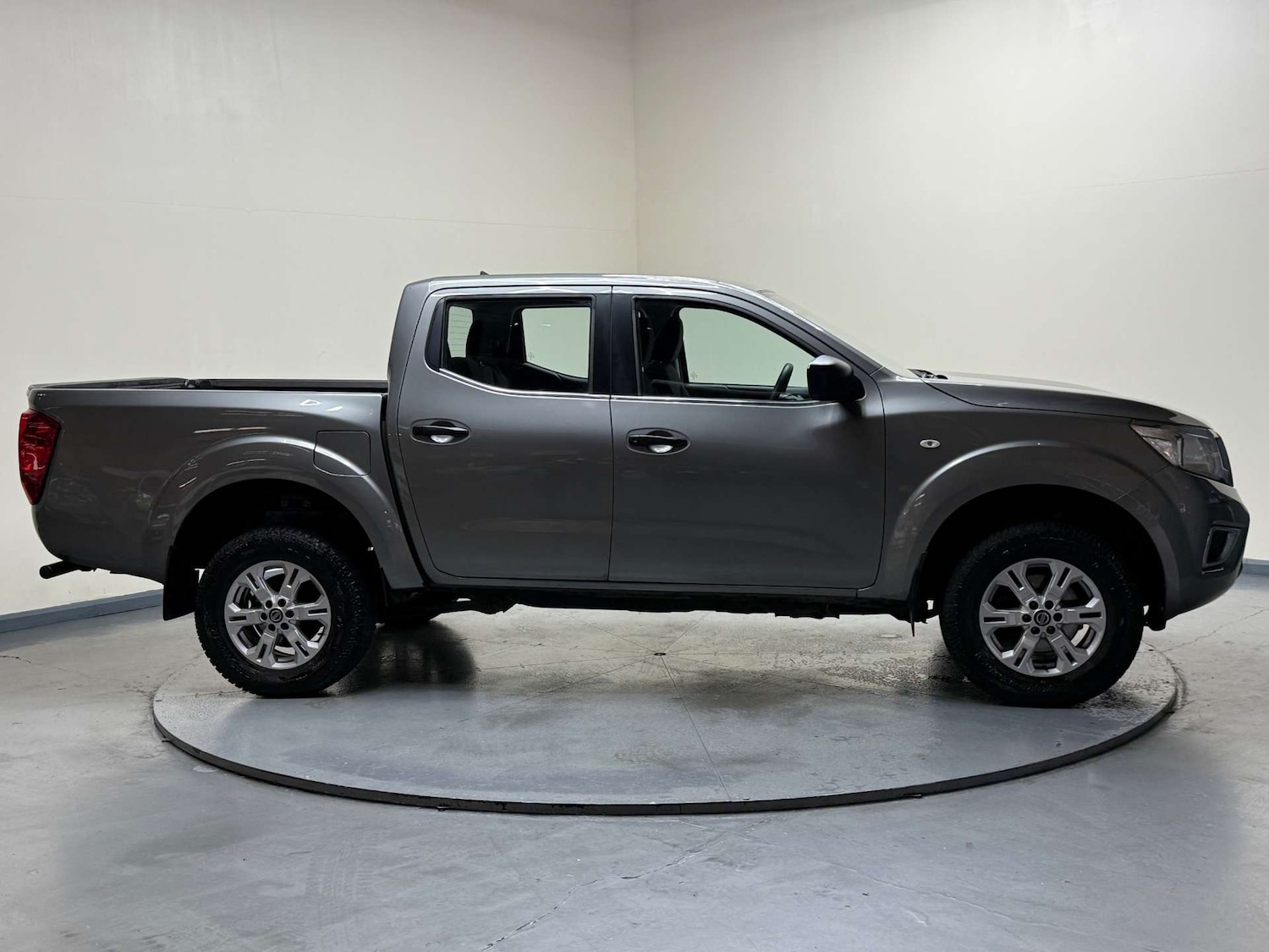Used Nissan Navara 2021 for sale - 76682727: Photo 13