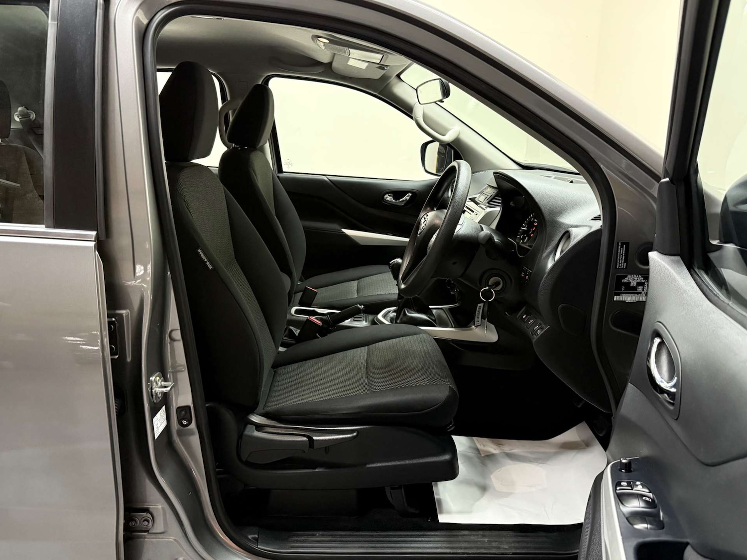 Used Nissan Navara 2021 for sale - 76682727: Photo 14