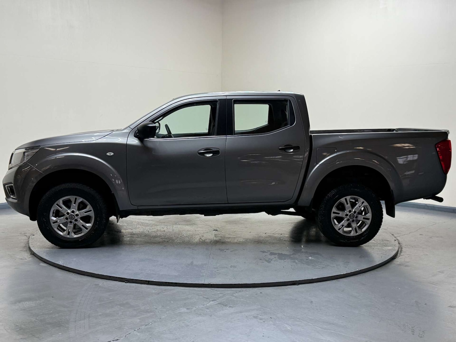 Used Nissan Navara 2021 for sale - 76682727: Photo 29