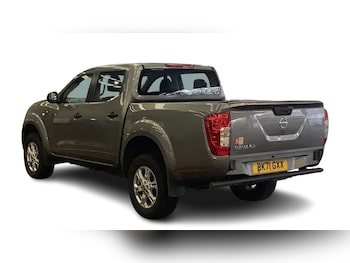 Used Nissan Navara 2021 for sale - 76682727: Photo