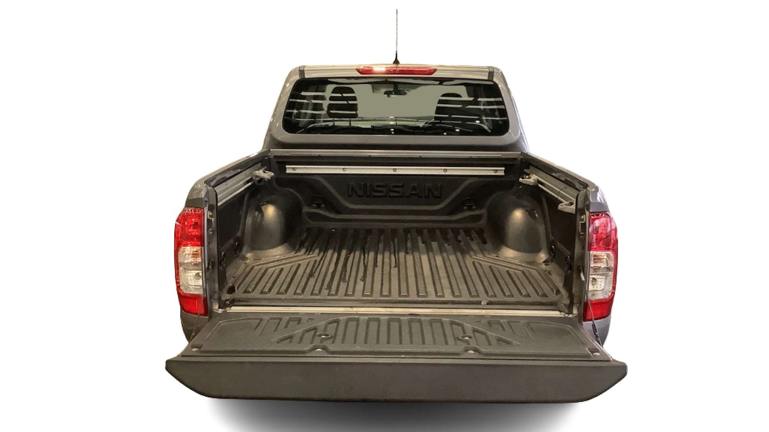 Used Nissan Navara 2021 for sale - 76682727: Photo 5